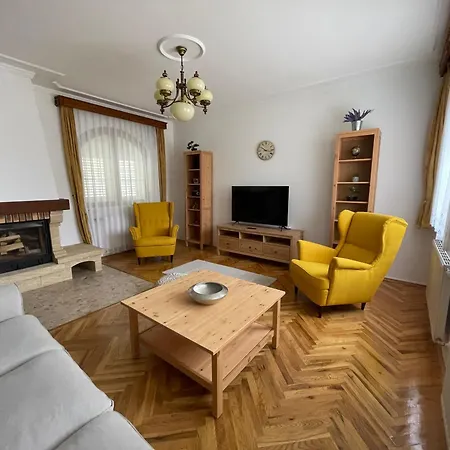 Brigetio Kuria Appartement