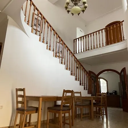 Brigetio Kuria Appartement